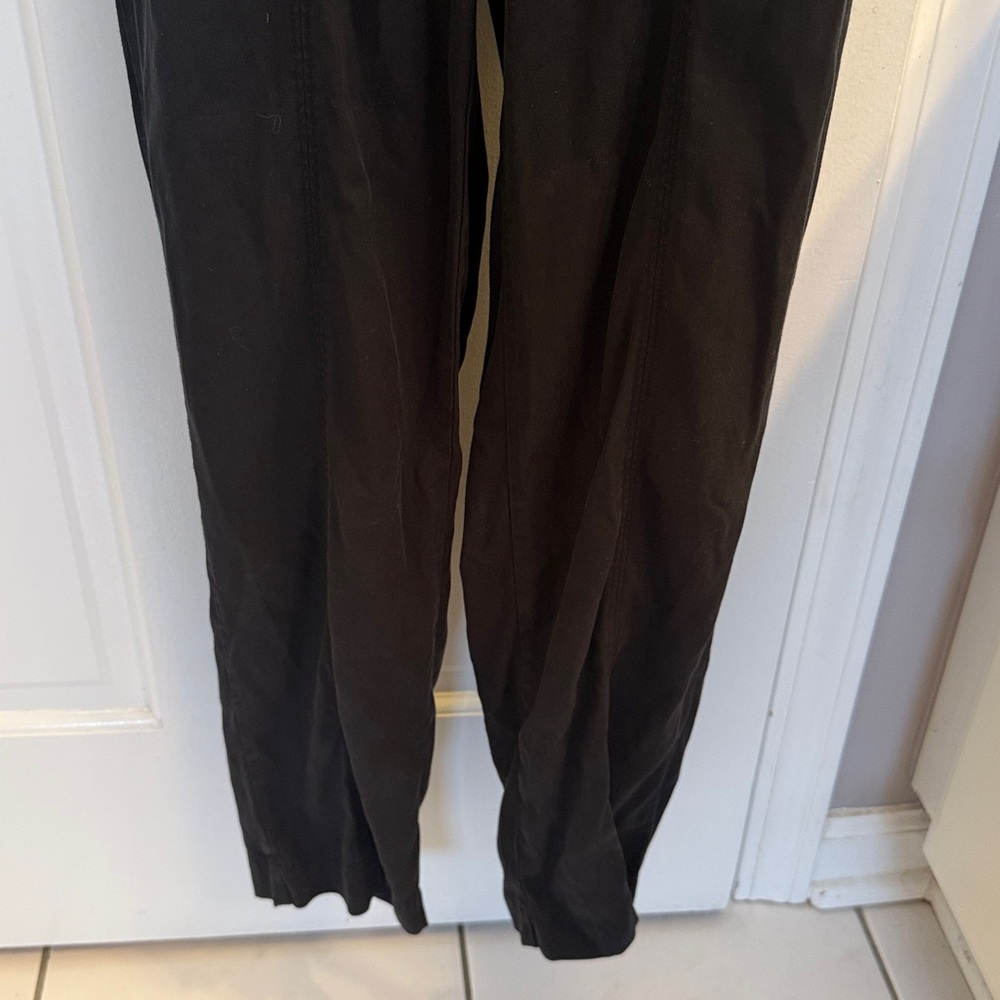 Lululemon Perfectly Poised Jumpsuit Black Short Sleeve Pockets Button Front - Picture 5 of 9